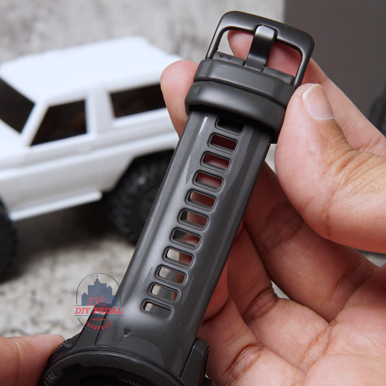 Garmin Instinct 2S Graphite Kode 7768 - Image 8