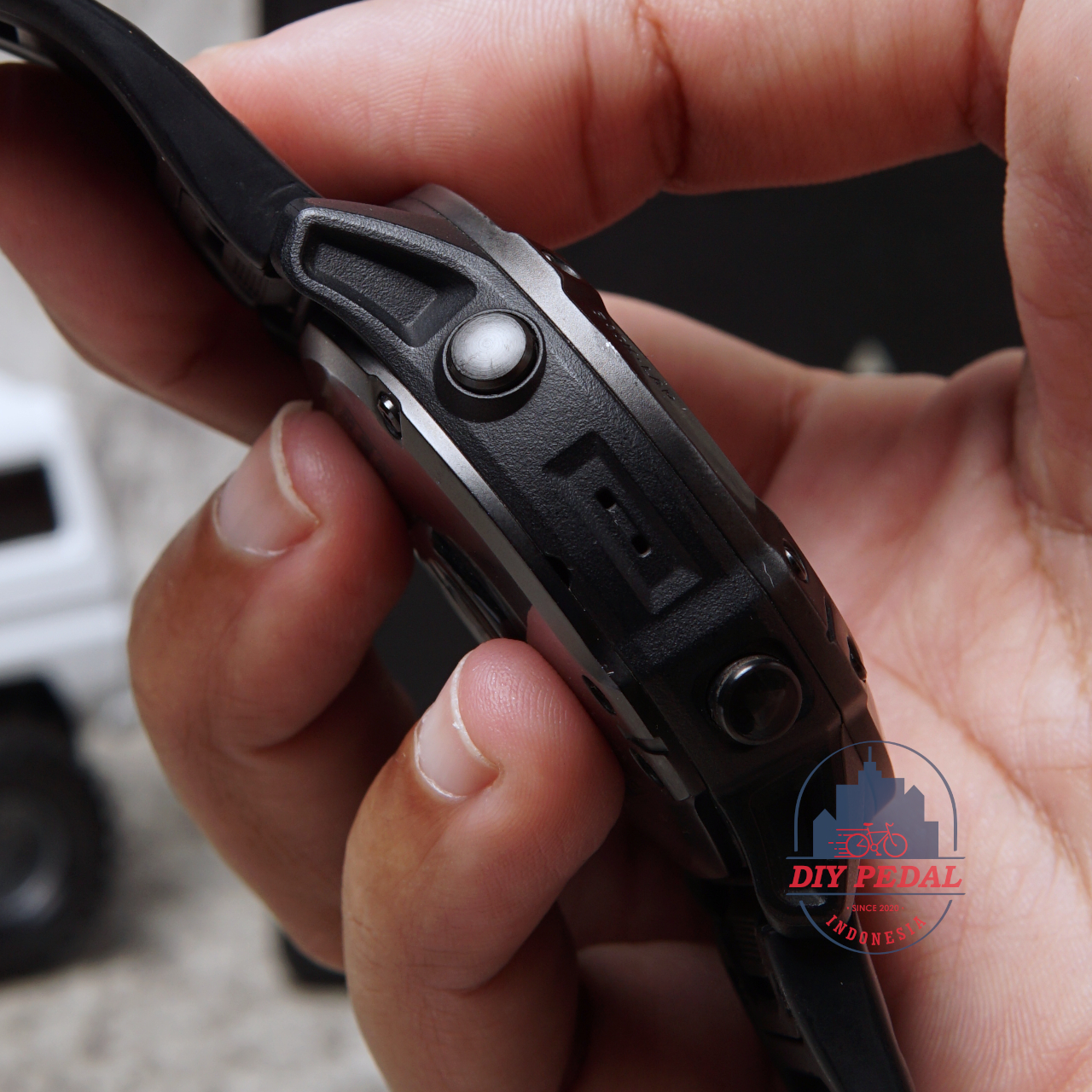 Garmin Fenix 6X Sapphire Carbon DLC - Kode 8725 - Image 9