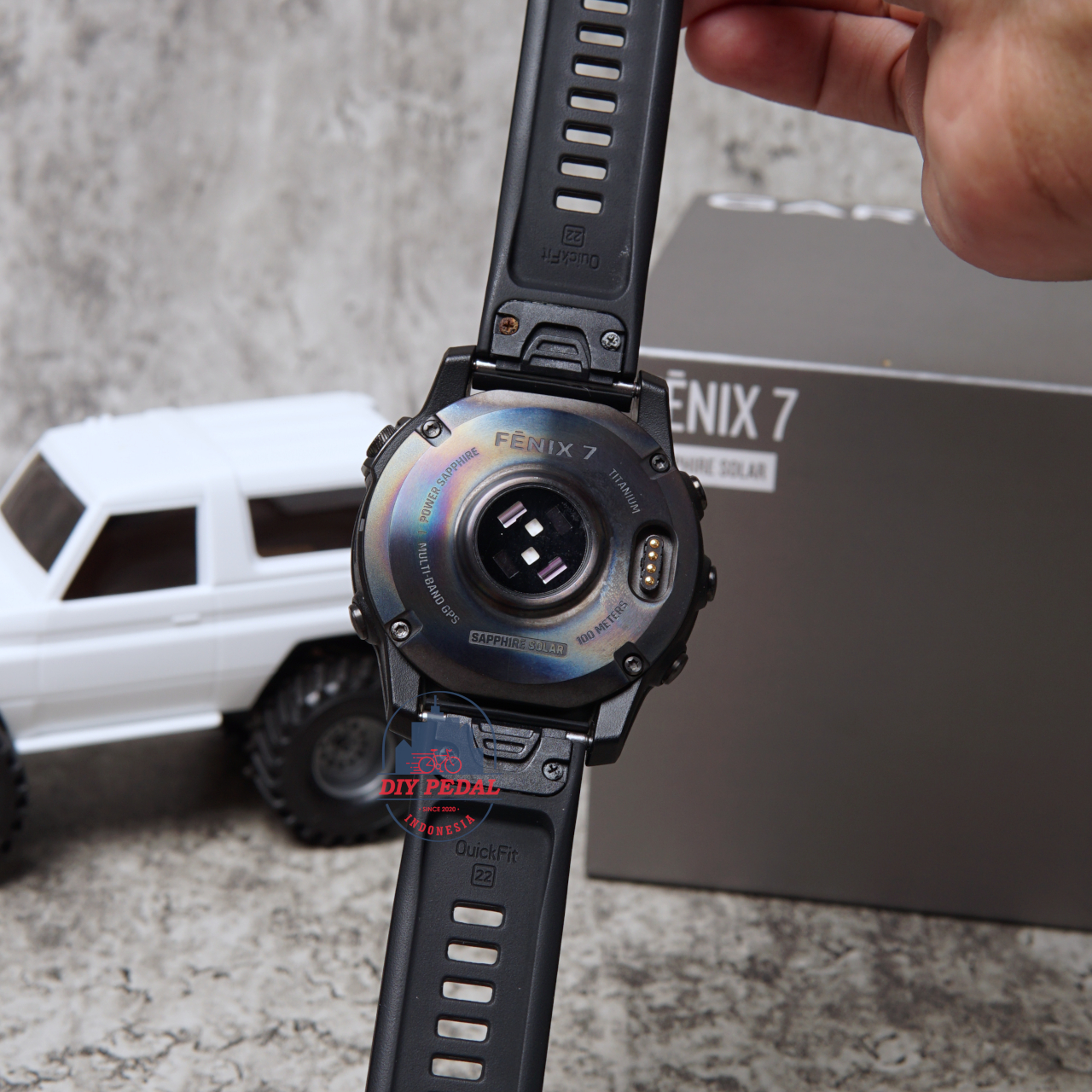 Garmin Fenix 7 Sapphire Solar Carbon Gray - Kode 8229 - Image 3