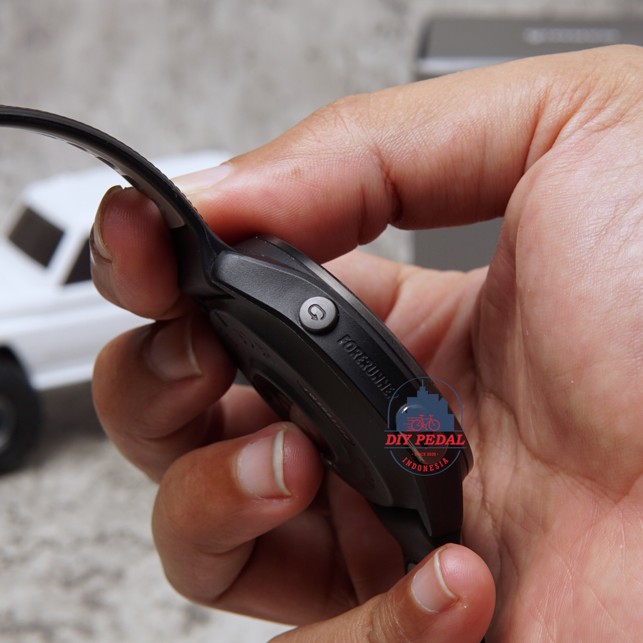 Jual Garmin Forerunner 965 Black , DIY Pedal Indonesia Lokasi Yogyakarta. Pusat Garmin Terbaik se Indonesia.