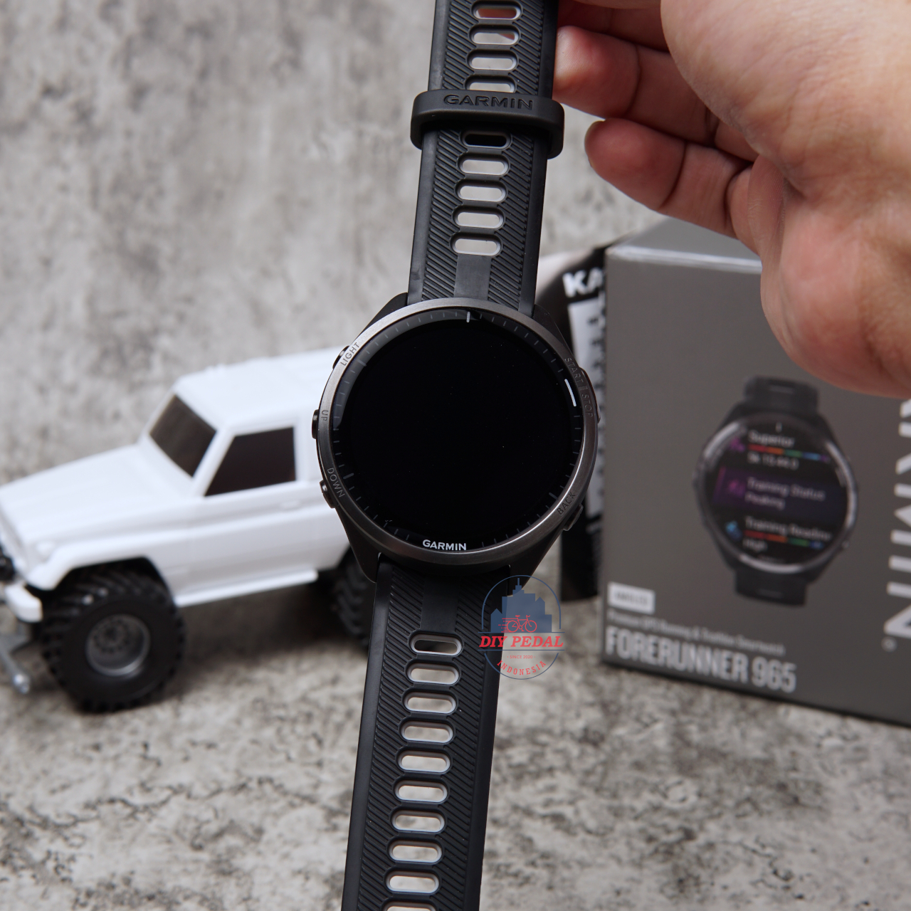 Jual Garmin Forerunner 965 Black, DIY Pedal Indonesia Lokasi Yogyakarta. Pusat Garmin Terbaik se Indonesia.