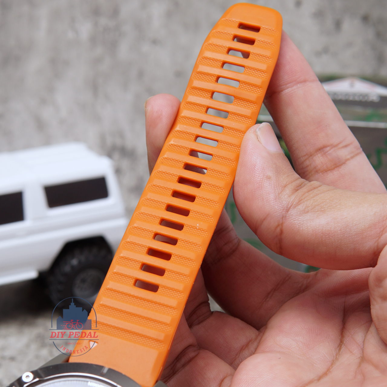 Jual Garmin Fenix 6 Titanium Sapphire, DIY Pedal Indonesia Lokasi Yogyakarta. Pusat Garmin Terbaik se Indonesia.