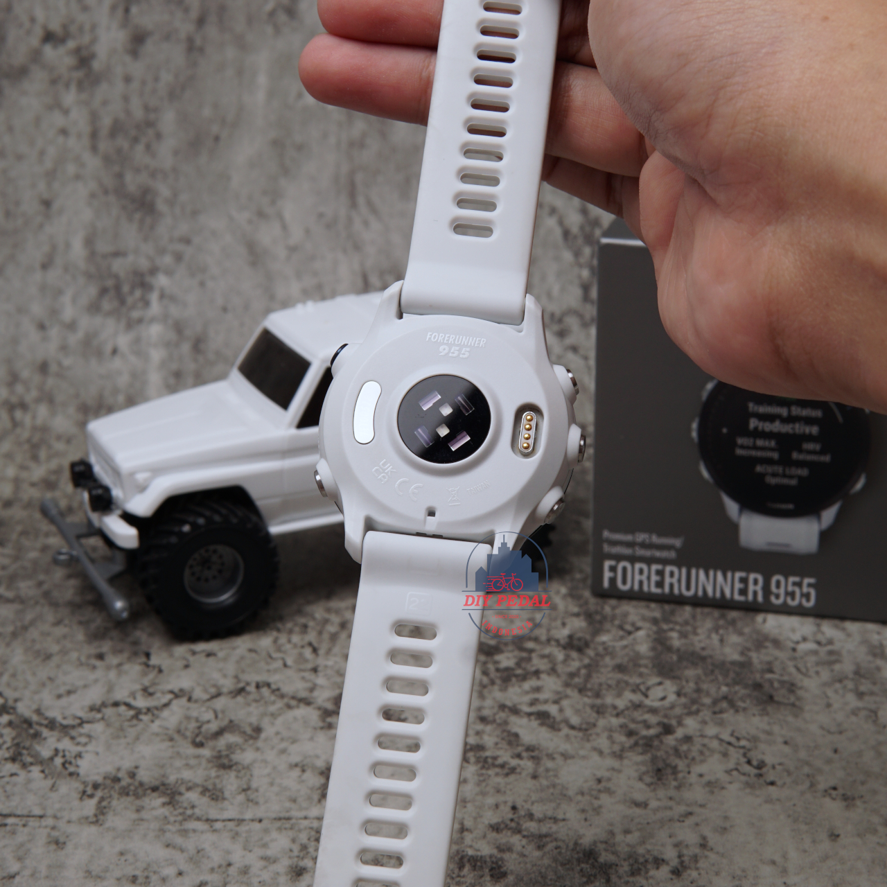 Jual GarminForerunner 955 Whitestone, DIY Pedal Indonesia Lokasi Yogyakarta. Pusat Garmin Terbaik se Indonesia.