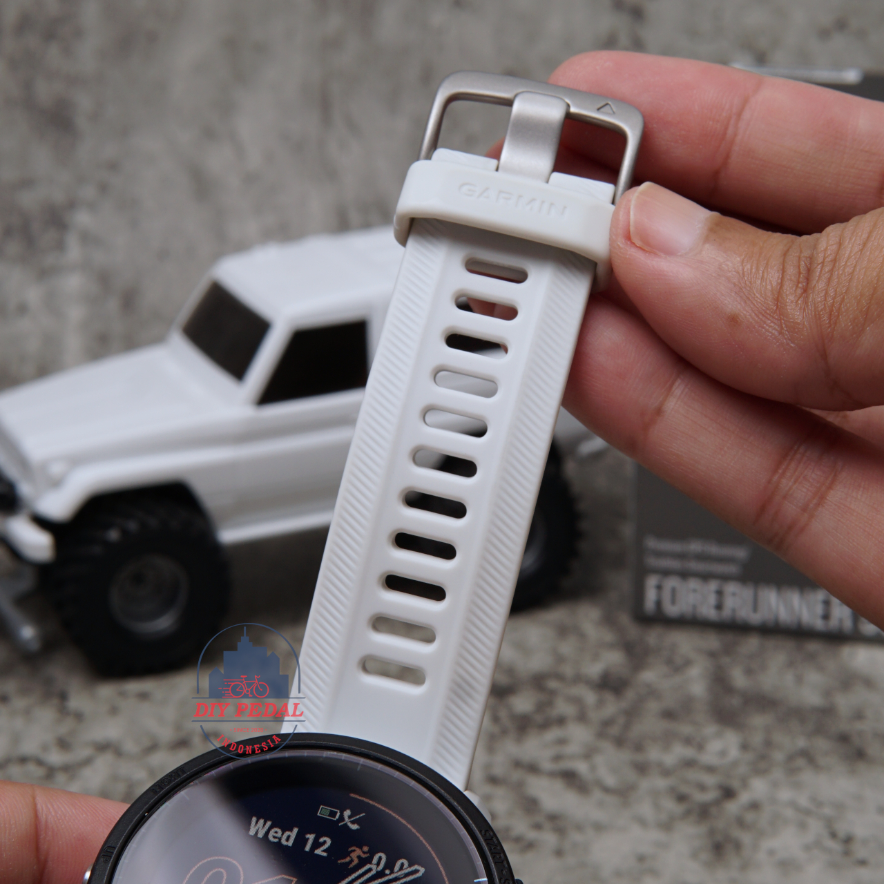 Jual GarminForerunner 955 Whitestone, DIY Pedal Indonesia Lokasi Yogyakarta. Pusat Garmin Terbaik se Indonesia.