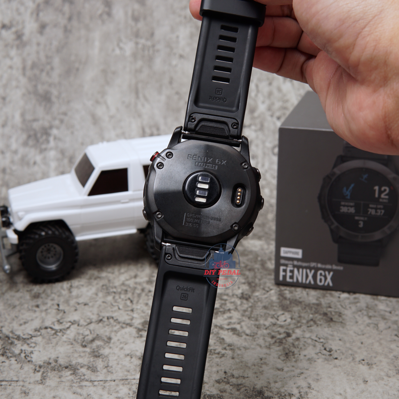 Jual Garmin Fenix 6X Sapphire Carbon Gray DLC, DIY Pedal Indonesia Lokasi Yogyakarta. Pusat Garmin Terbaik se Indonesia.