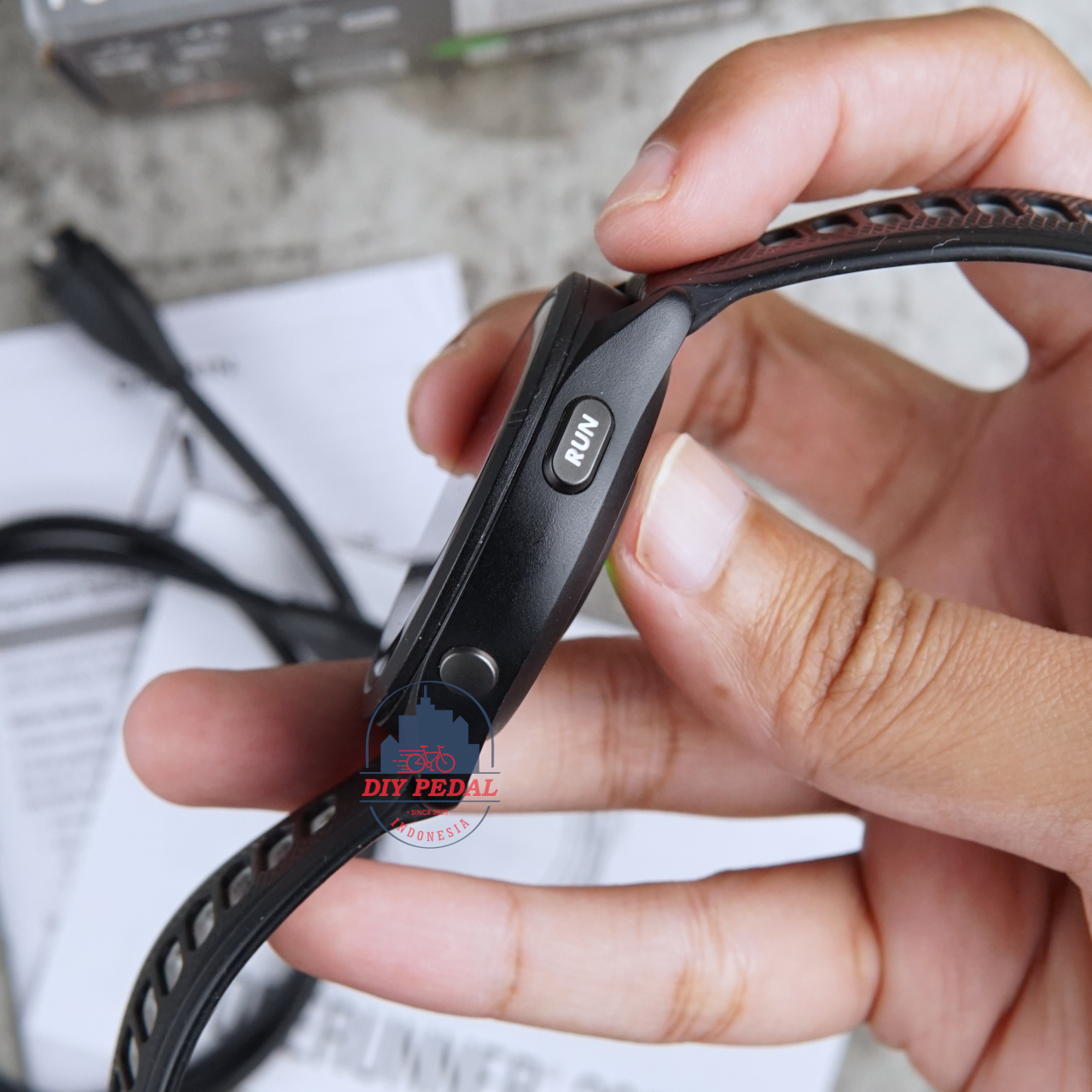 Jual Garmin Forerunner 265 Black, DIY Pedal Indonesia Lokasi Yogyakarta. Pusat Garmin Terbaik se Indonesia.