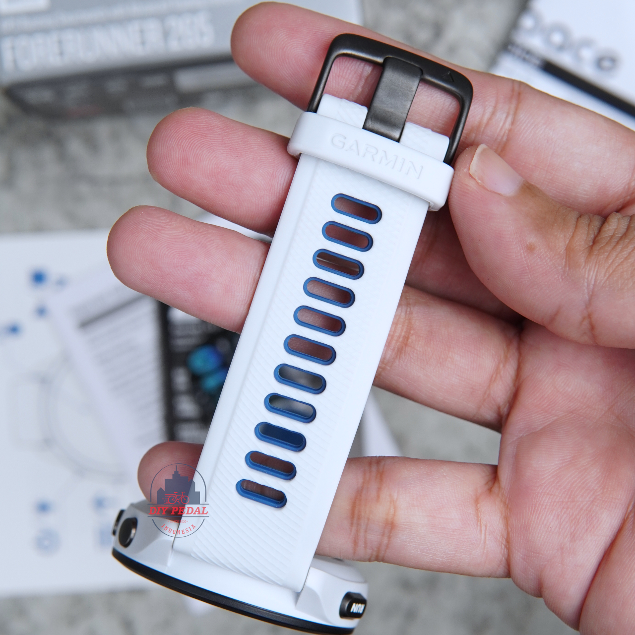 Jual Garmin Forerunner 265 White , DIY Pedal Indonesia Lokasi Yogyakarta. Pusat Garmin Terbaik se Indonesia.