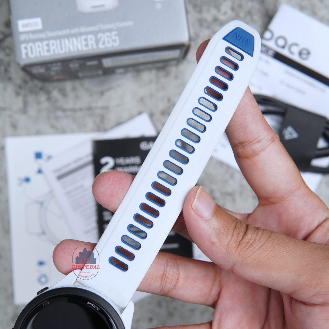 Jual Garmin Forerunner 265 White , DIY Pedal Indonesia Lokasi Yogyakarta. Pusat Garmin Terbaik se Indonesia.