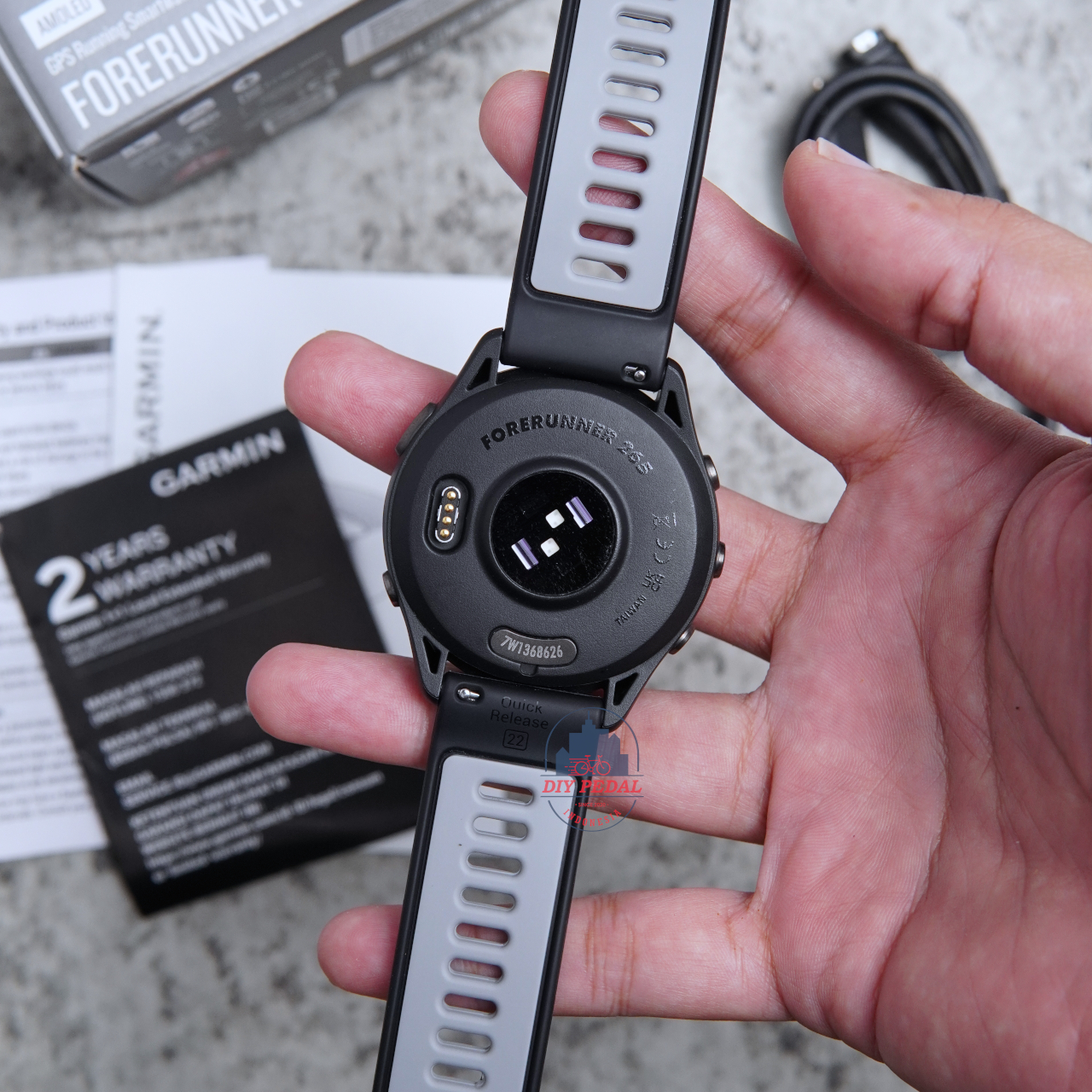 Jual Garmin Forerunner 265 Music Black, DIY Pedal Indonesia Lokasi Yogyakarta. Pusat Garmin Terbaik se Indonesia.