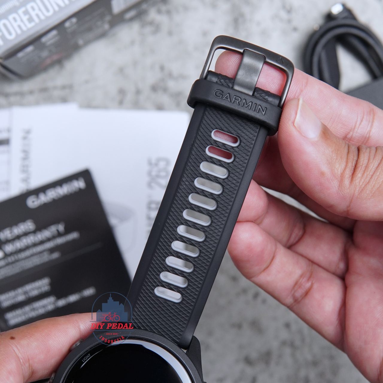 Jual Garmin Forerunner 265 Music Black, DIY Pedal Indonesia Lokasi Yogyakarta. Pusat Garmin Terbaik se Indonesia.