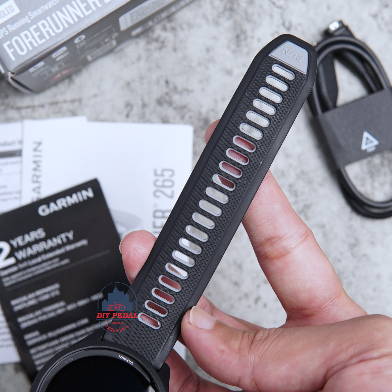 Jual Garmin Forerunner 265 Music Black, DIY Pedal Indonesia Lokasi Yogyakarta. Pusat Garmin Terbaik se Indonesia.