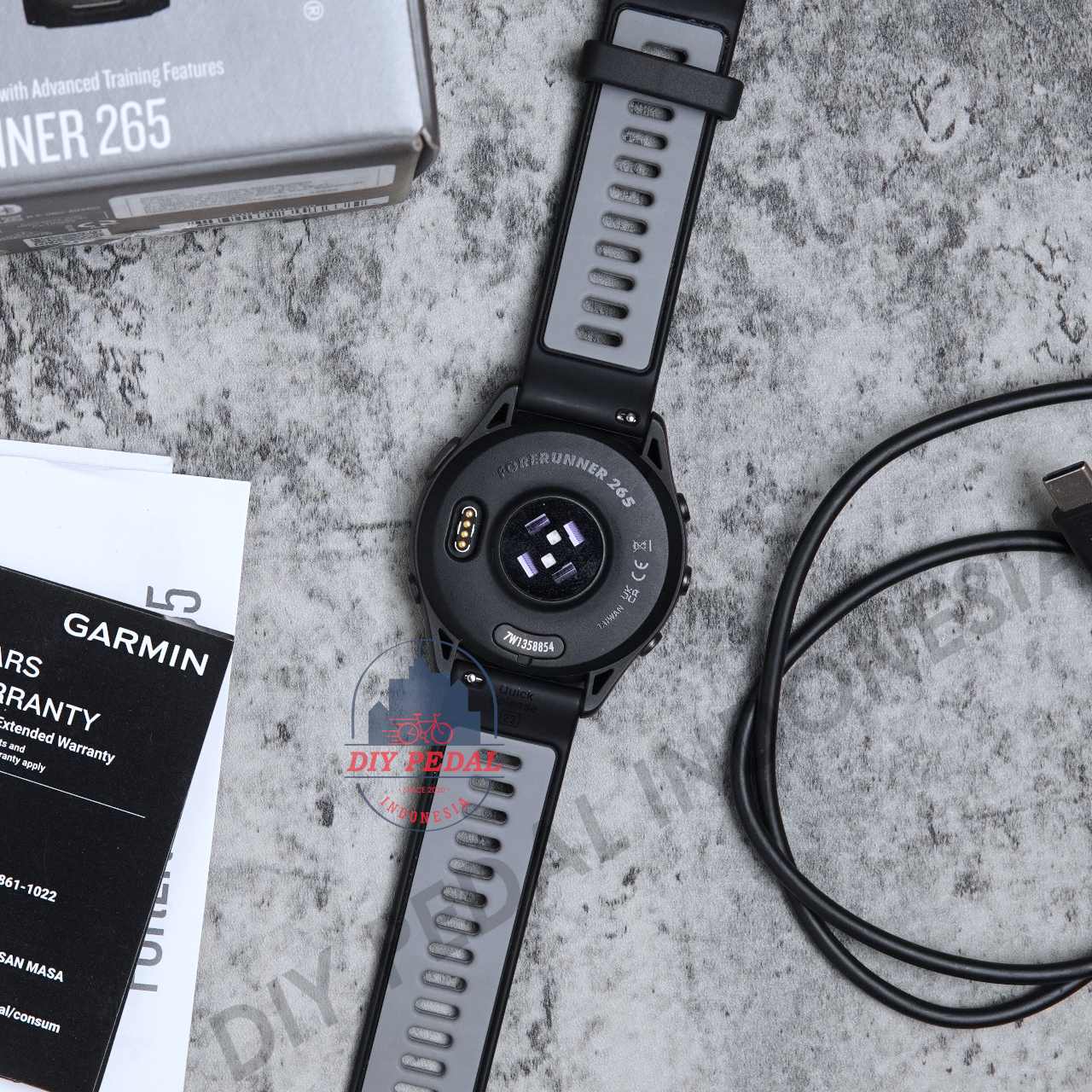 Jual Garmin Forerunner 265 Black, DIY Pedal Indonesia Lokasi Yogyakarta. Pusat Garmin Terbaik se Indonesia.