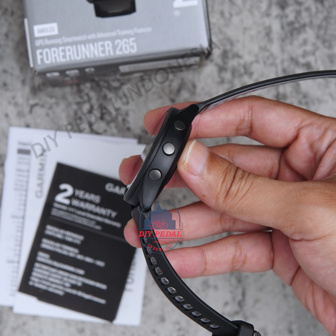 Jual Garmin Forerunner 265 Black, DIY Pedal Indonesia Lokasi Yogyakarta. Pusat Garmin Terbaik se Indonesia.