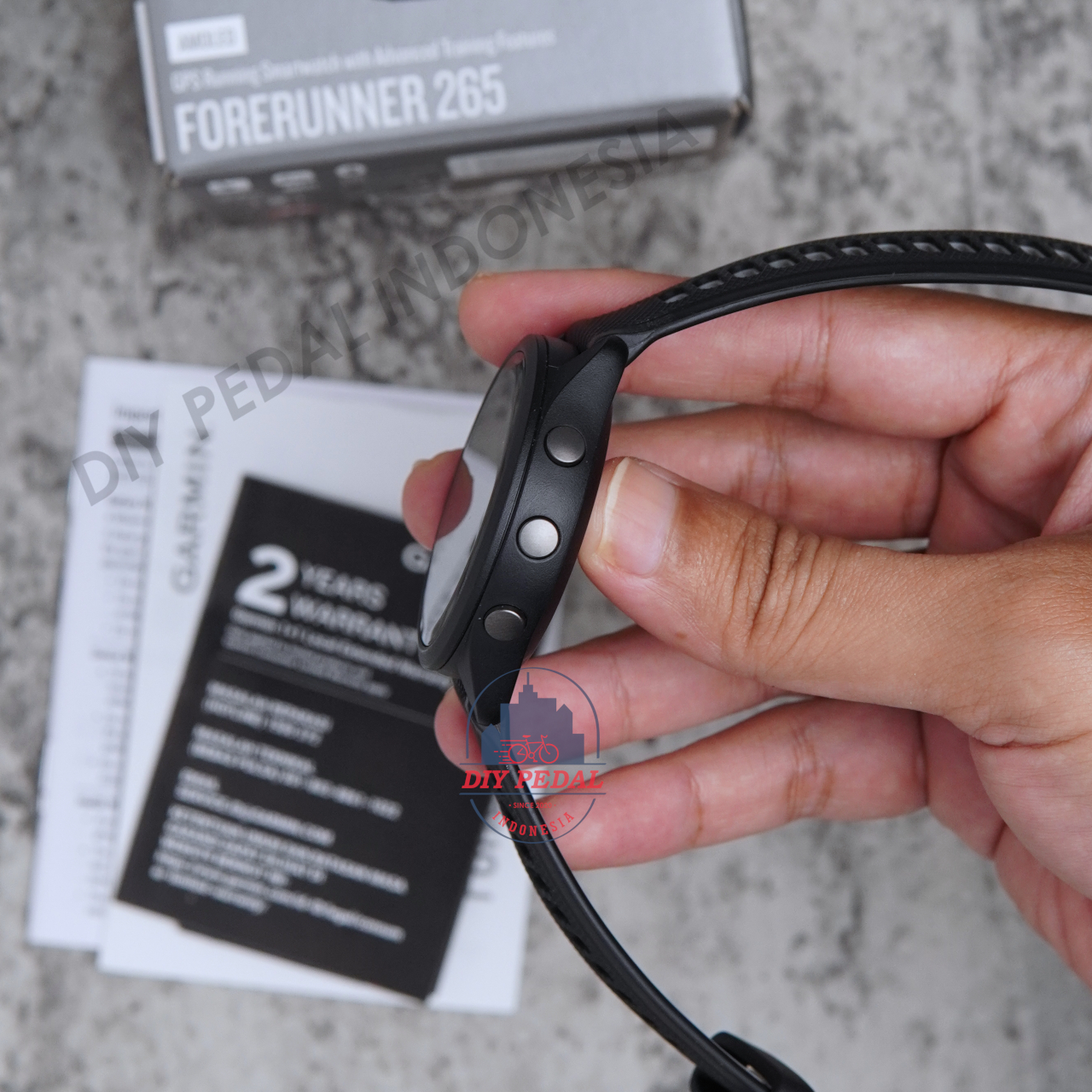 Jual Garmin Forerunner 265 Black, DIY Pedal Indonesia Lokasi Yogyakarta. Pusat Garmin Terbaik se Indonesia.