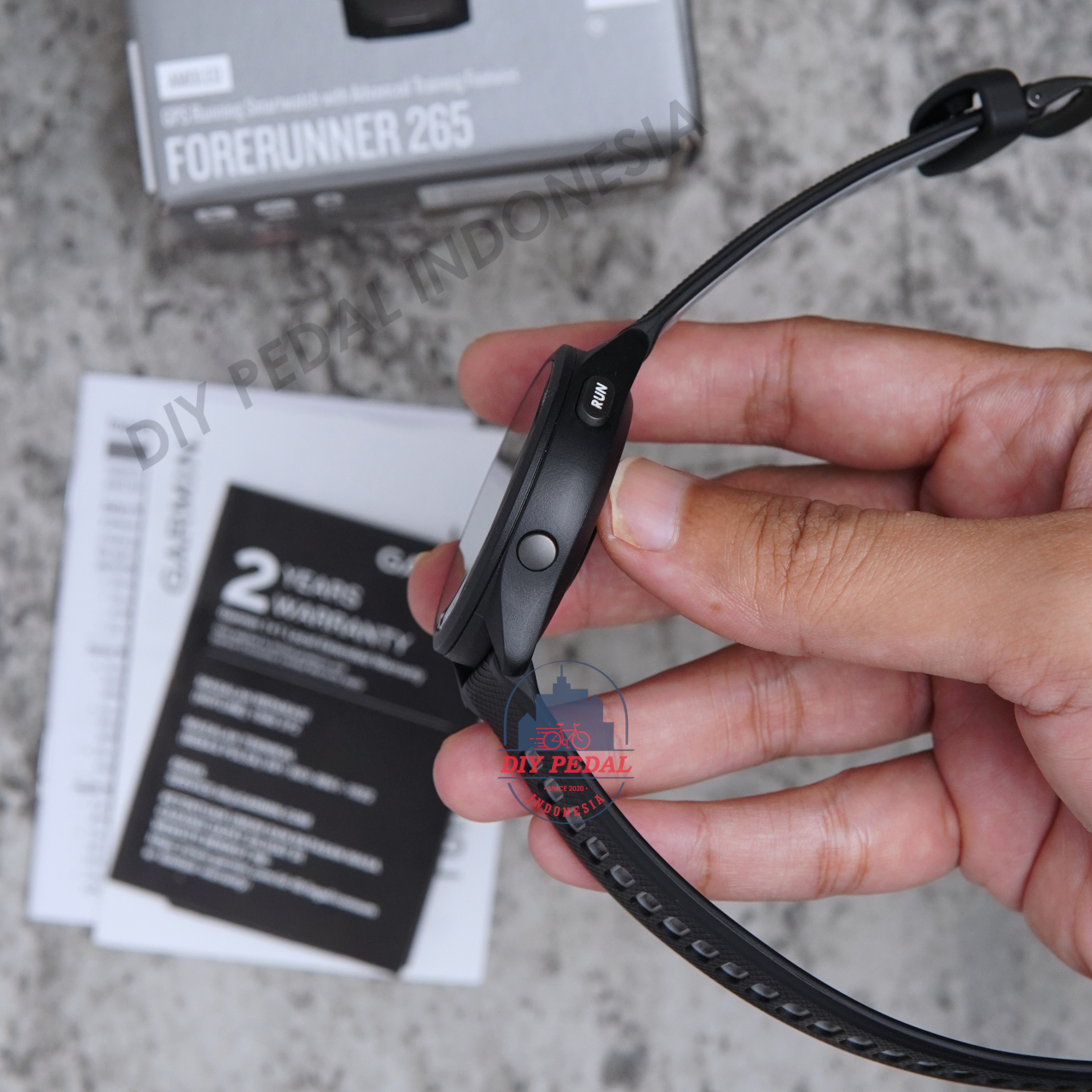 Jual Garmin Forerunner 265 Black, DIY Pedal Indonesia Lokasi Yogyakarta. Pusat Garmin Terbaik se Indonesia.