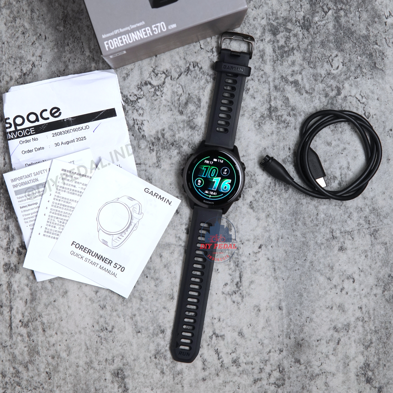 Jual Garmin Forerunner 570 42mm, DIY Pedal Indonesia Lokasi Yogyakarta. Pusat Garmin Terbaik se Indonesia.