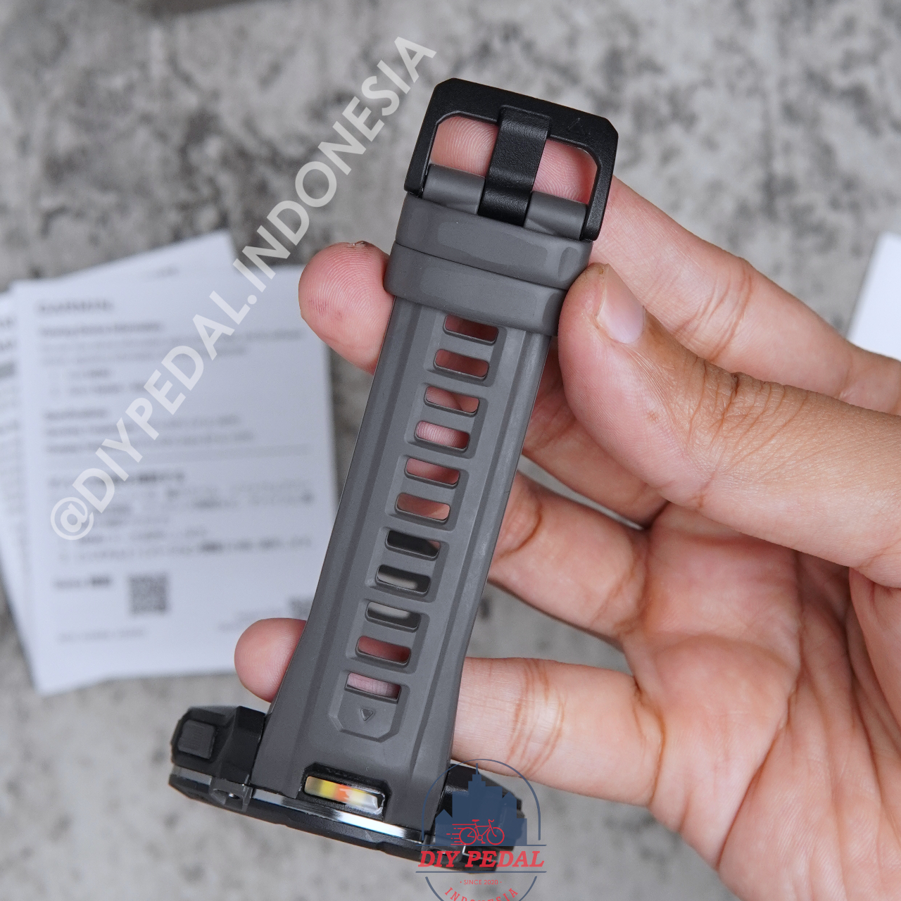 Jual Garmin Instinct 3 Amoled 50mm, DIY Pedal Indonesia Lokasi Yogyakarta. Pusat Garmin Terbaik se Indonesia.