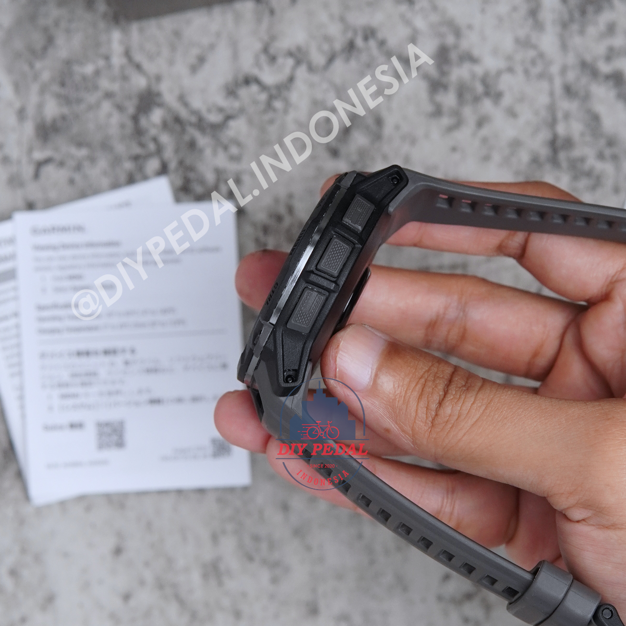 Jual Garmin Instinct 3 Amoled 50mm, DIY Pedal Indonesia Lokasi Yogyakarta. Pusat Garmin Terbaik se Indonesia.