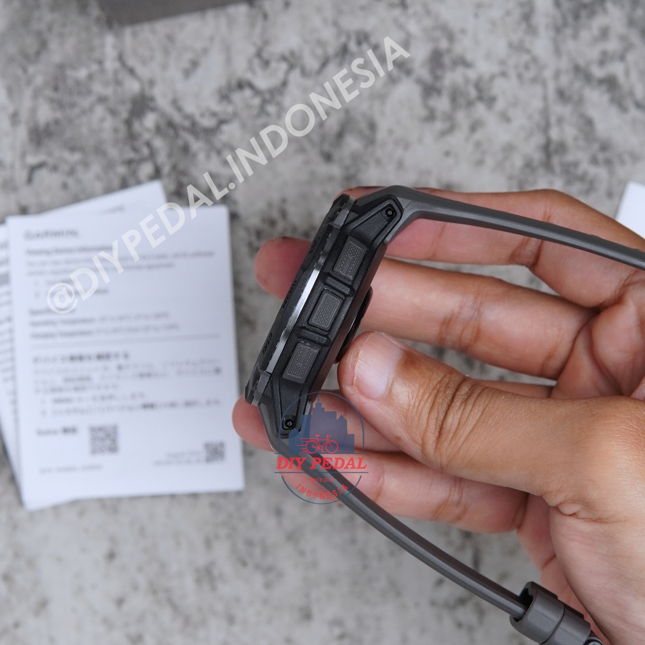 Jual Garmin Instinct 3 Amoled 50mm, DIY Pedal Indonesia Lokasi Yogyakarta. Pusat Garmin Terbaik se Indonesia.