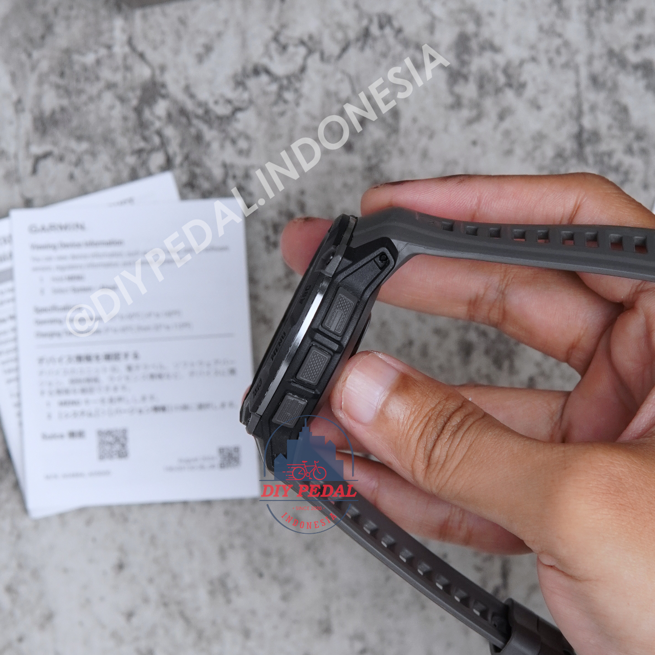 Jual Garmin Instinct 3 Amoled 50mm, DIY Pedal Indonesia Lokasi Yogyakarta. Pusat Garmin Terbaik se Indonesia.