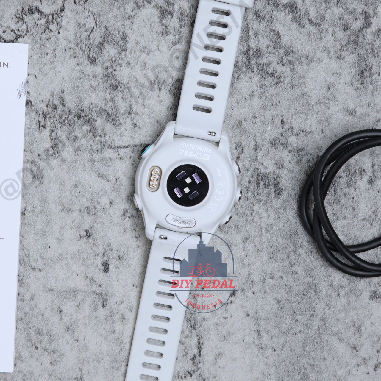 Jual Garmin Forerunner 255s Music Whitestone, DIY Pedal Indonesia Lokasi Yogyakarta. Pusat Garmin Terbaik se Indonesia.