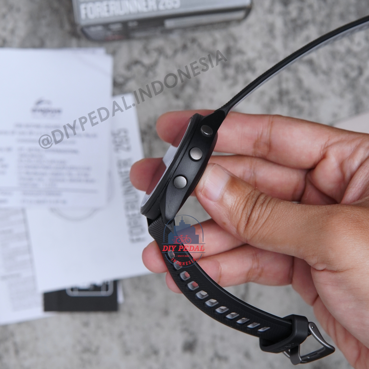 Jual Garmin Forerunner 265 Black, DIY Pedal Indonesia Lokasi Yogyakarta. Pusat Garmin Terbaik se Indonesia.