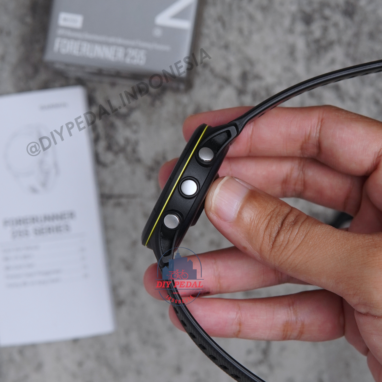Jual Garmin Forerunner 255 Music Black, DIY Pedal Indonesia Lokasi Yogyakarta. Pusat Garmin Terbaik se Indonesia.