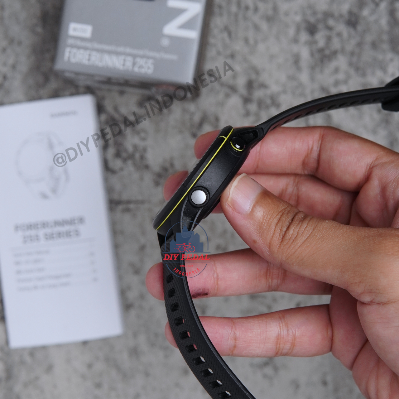 Jual Garmin Forerunner 255 Music Black, DIY Pedal Indonesia Lokasi Yogyakarta. Pusat Garmin Terbaik se Indonesia.