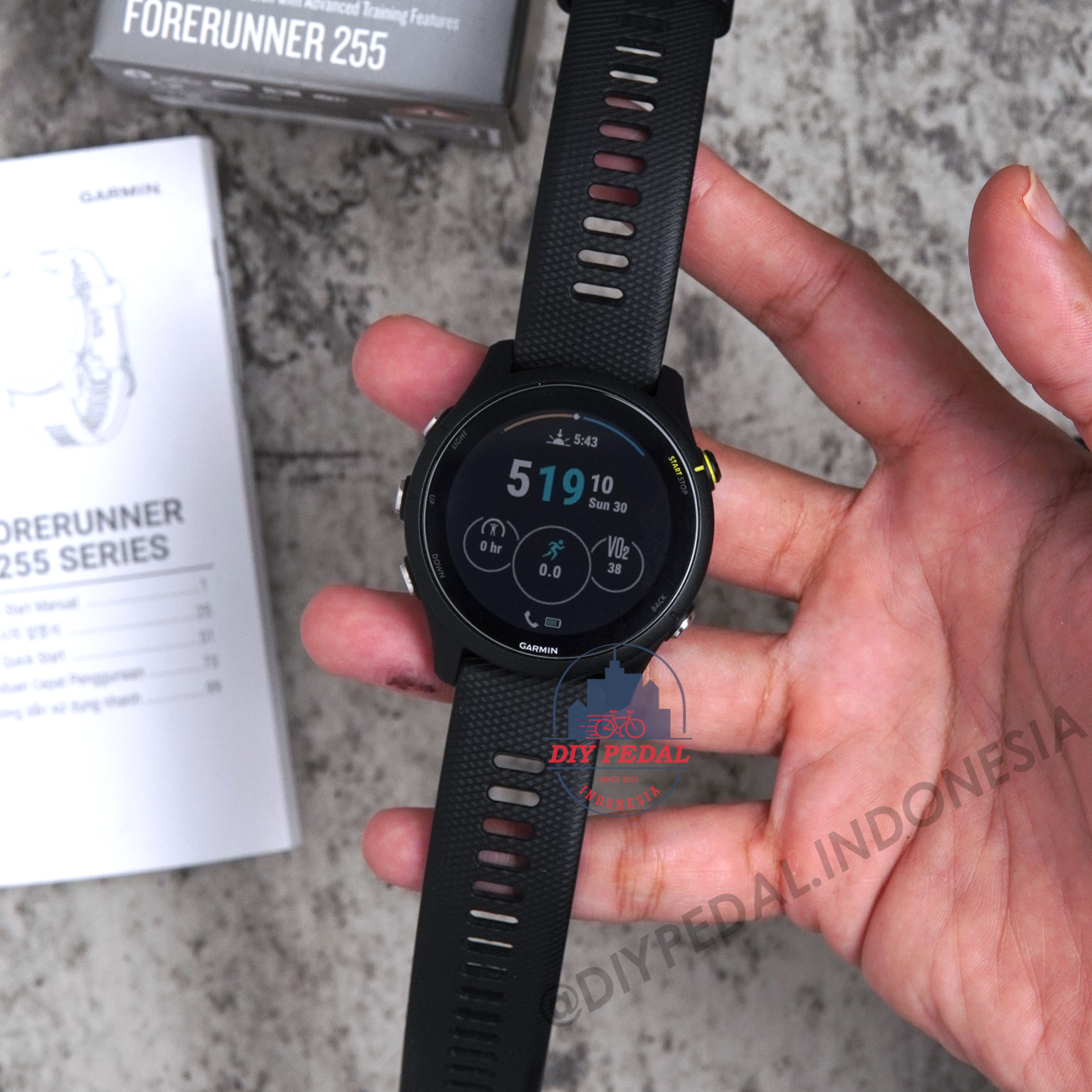 Jual Garmin Forerunner 255 Music Black, DIY Pedal Indonesia Lokasi Yogyakarta. Pusat Garmin Terbaik se Indonesia.