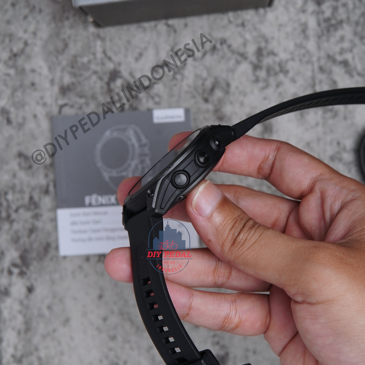 Jual Garmin Fenix 7 Sapphire Solar, DIY Pedal Indonesia Lokasi Yogyakarta. Pusat Garmin Terbaik se Indonesia.