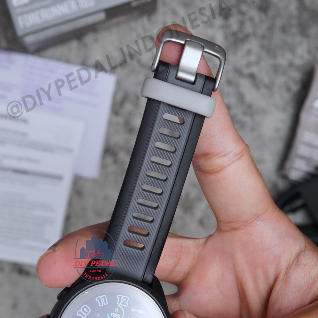 Jual Garmin Forerunner 165 Non Music Black, DIY Pedal Indonesia Lokasi Yogyakarta. Pusat Garmin Terbaik se Indonesia.