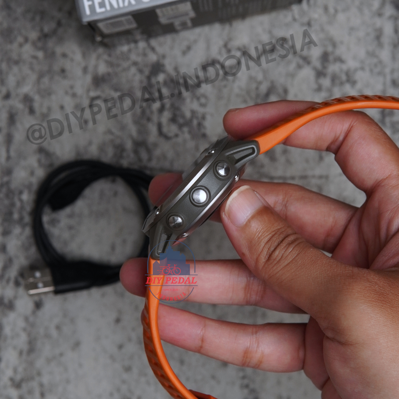 Jual Garmin Fenix 6 Sapphire Titanium, DIY Pedal Indonesia Lokasi Yogyakarta. Pusat Garmin Terbaik se Indonesia.