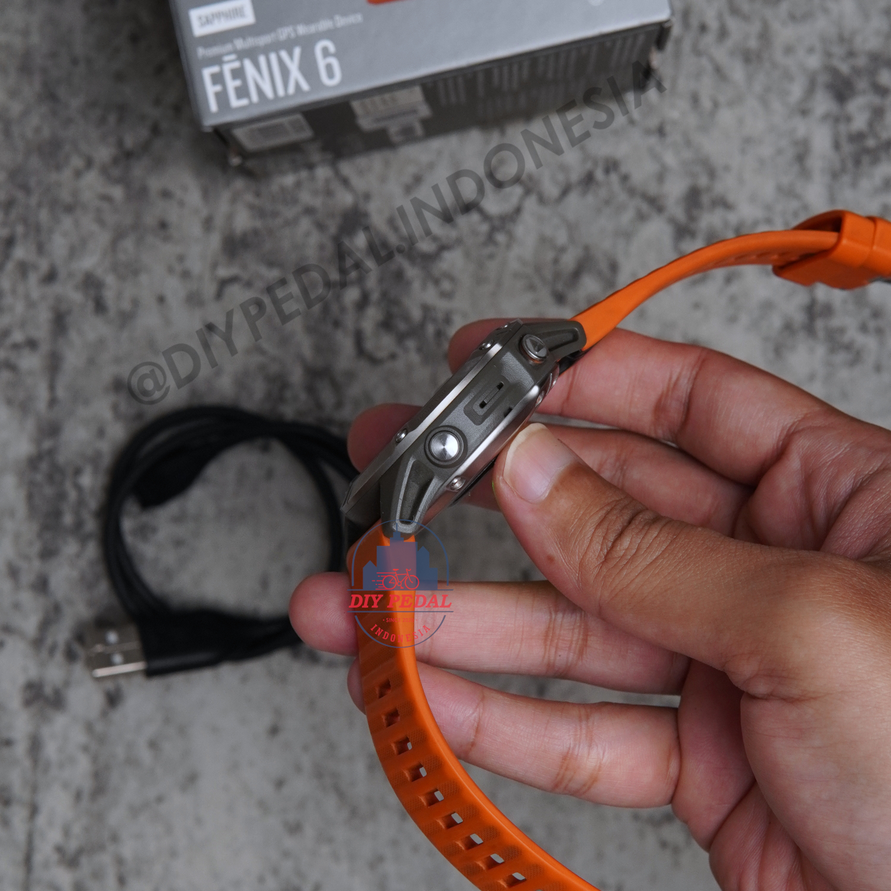 Jual Garmin Fenix 6 Sapphire Titanium, DIY Pedal Indonesia Lokasi Yogyakarta. Pusat Garmin Terbaik se Indonesia.