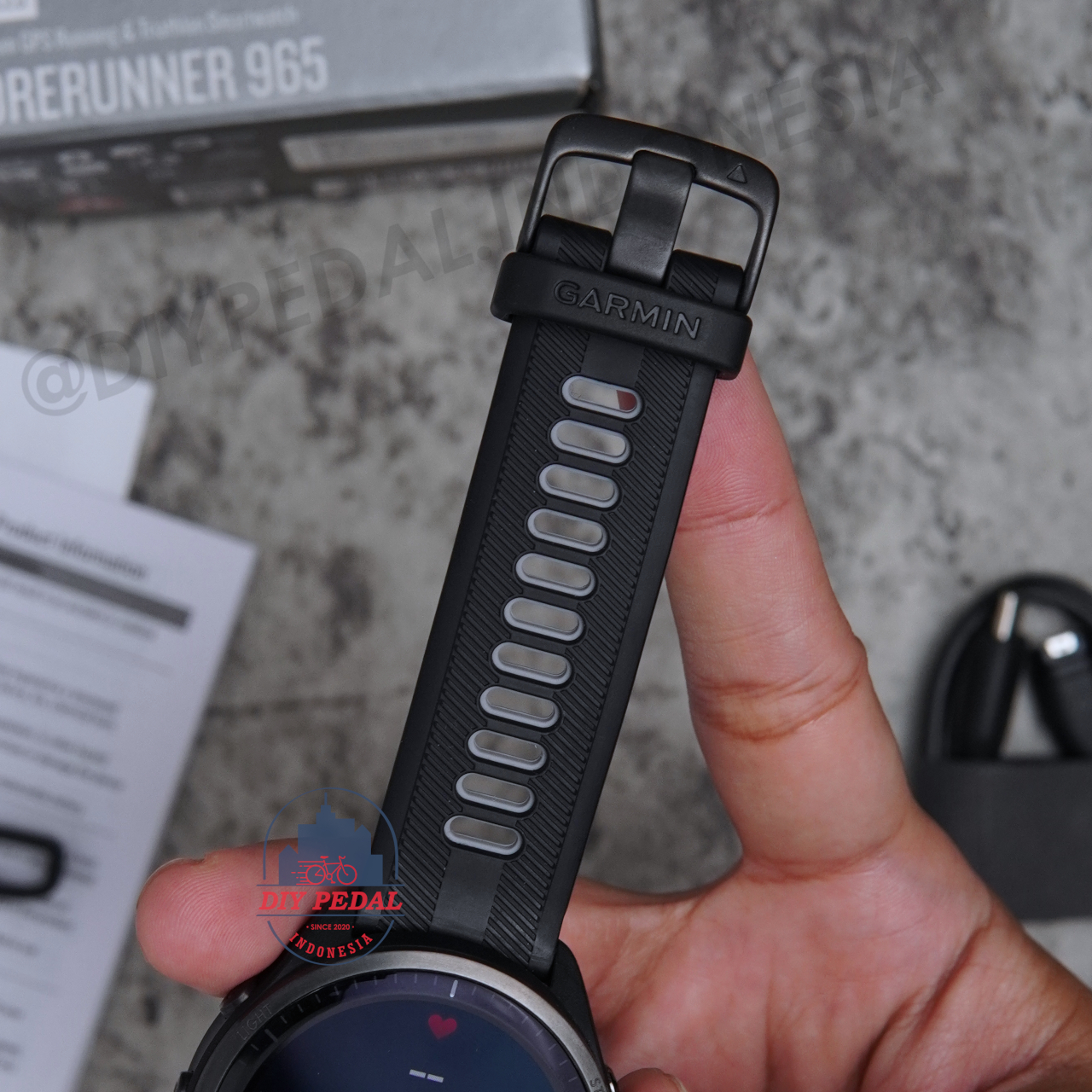 Jual Garmin Forerunner 965 Black, DIY Pedal Indonesia Lokasi Yogyakarta. Pusat Garmin Terbaik se Indonesia.