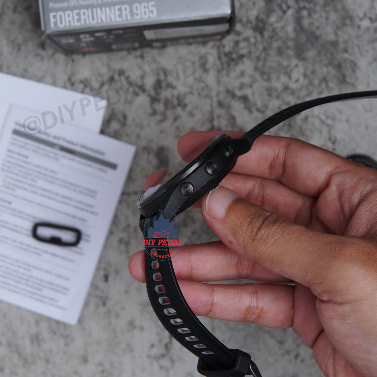 Jual Garmin Forerunner 965 Black, DIY Pedal Indonesia Lokasi Yogyakarta. Pusat Garmin Terbaik se Indonesia.
