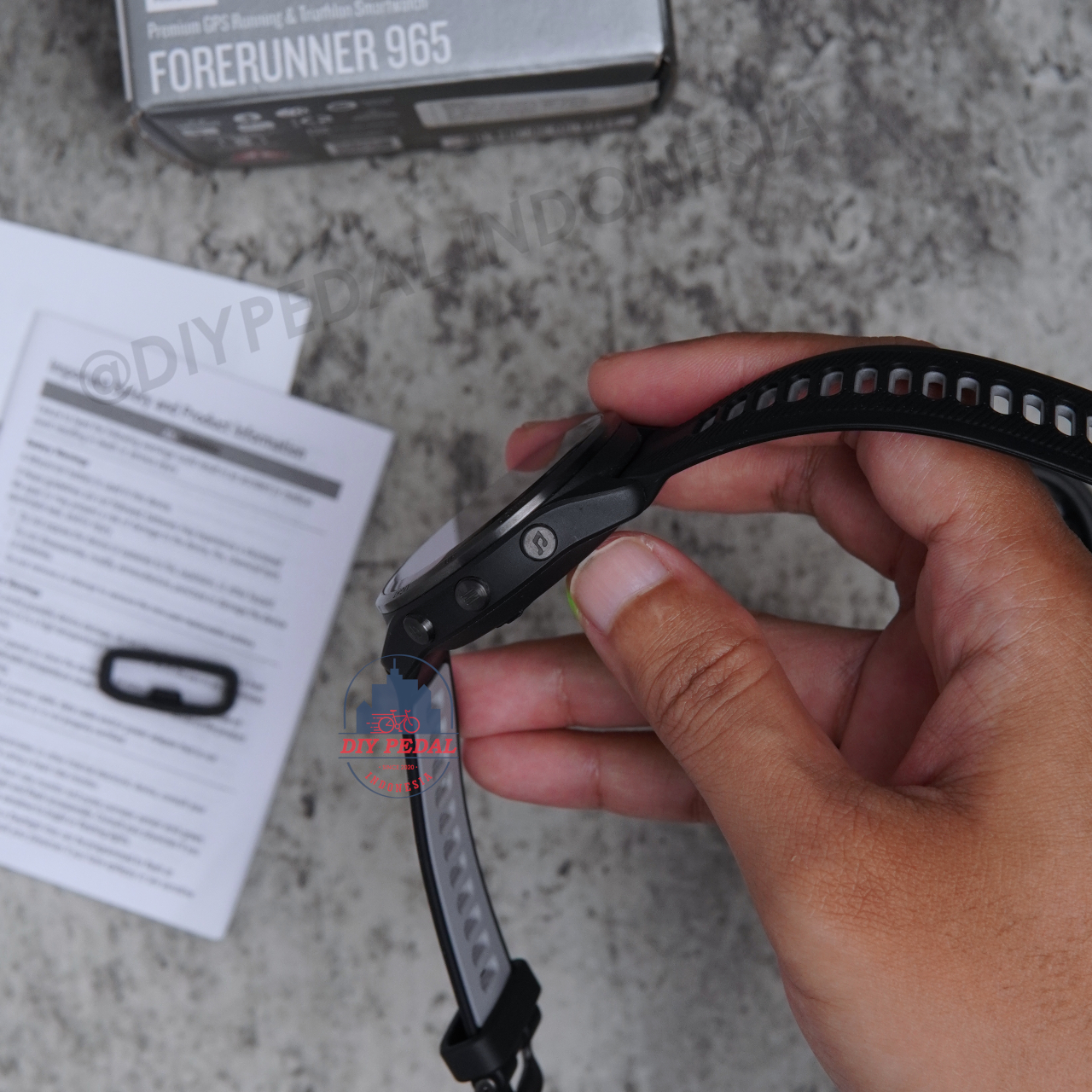 Jual Garmin Forerunner 965 Black, DIY Pedal Indonesia Lokasi Yogyakarta. Pusat Garmin Terbaik se Indonesia.