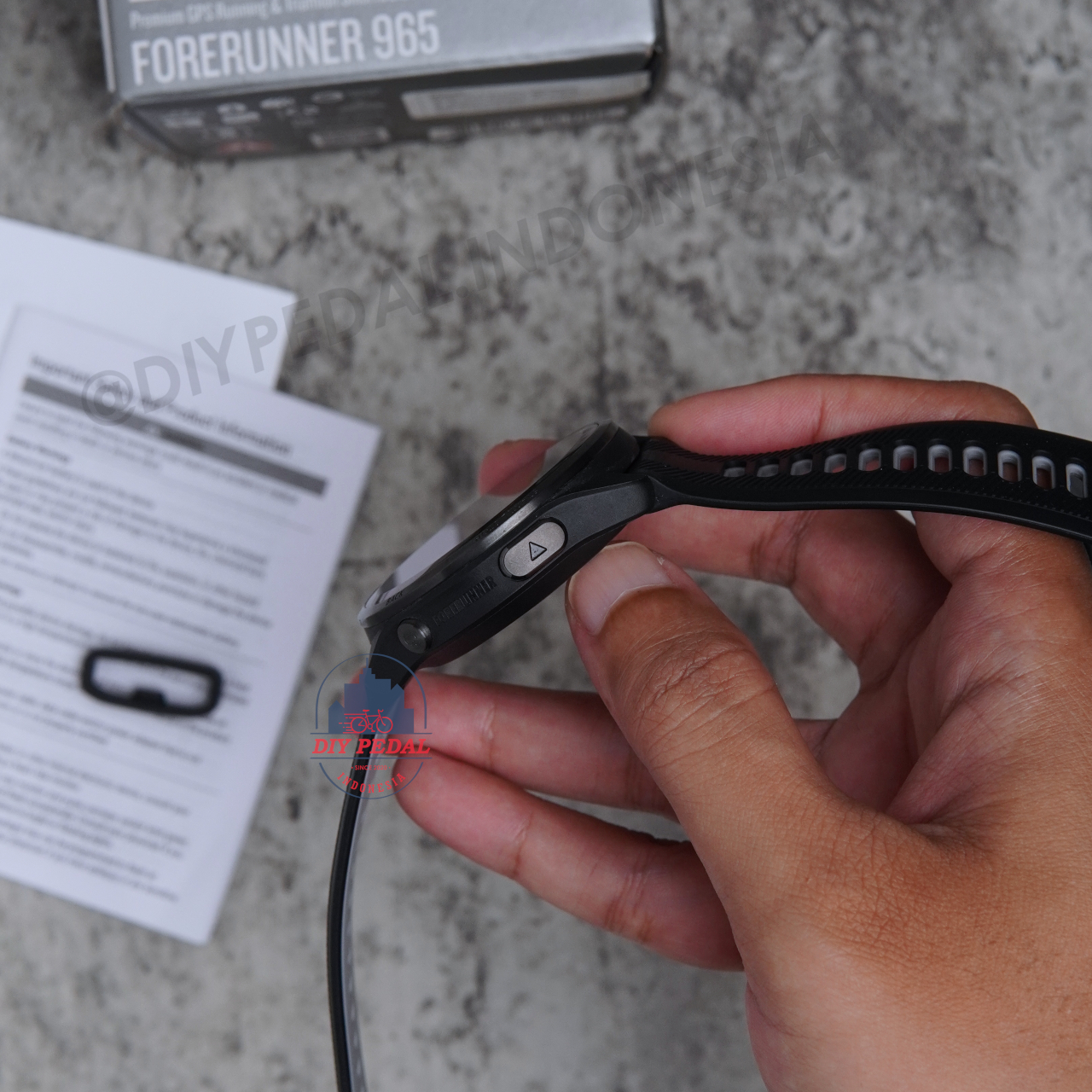 Jual Garmin Forerunner 965 Black, DIY Pedal Indonesia Lokasi Yogyakarta. Pusat Garmin Terbaik se Indonesia.