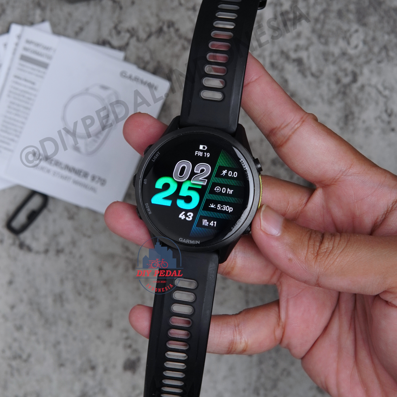Jual Garmin Forerunner 970 Hitam, DIY Pedal Indonesia Lokasi Yogyakarta. Pusat Garmin Terbaik se Indonesia.