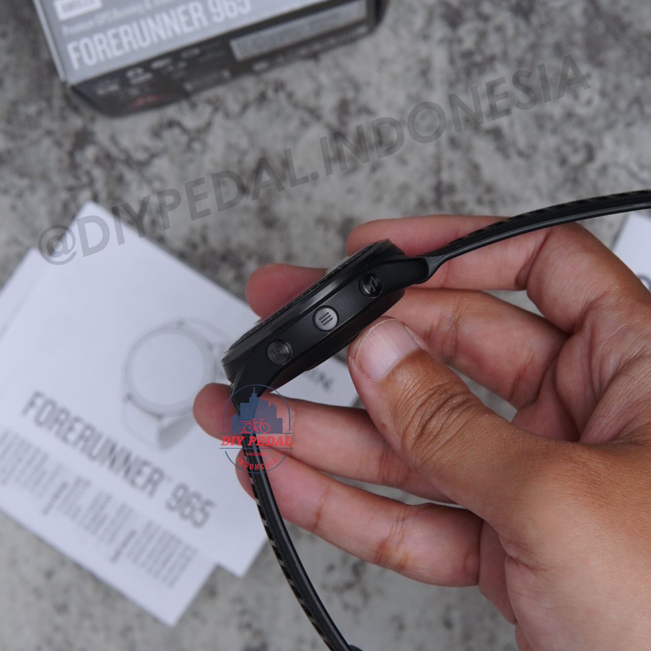 Jual Garmin Forerunner 965 Black, DIY Pedal Indonesia Lokasi Yogyakarta. Pusat Garmin Terbaik se Indonesia.