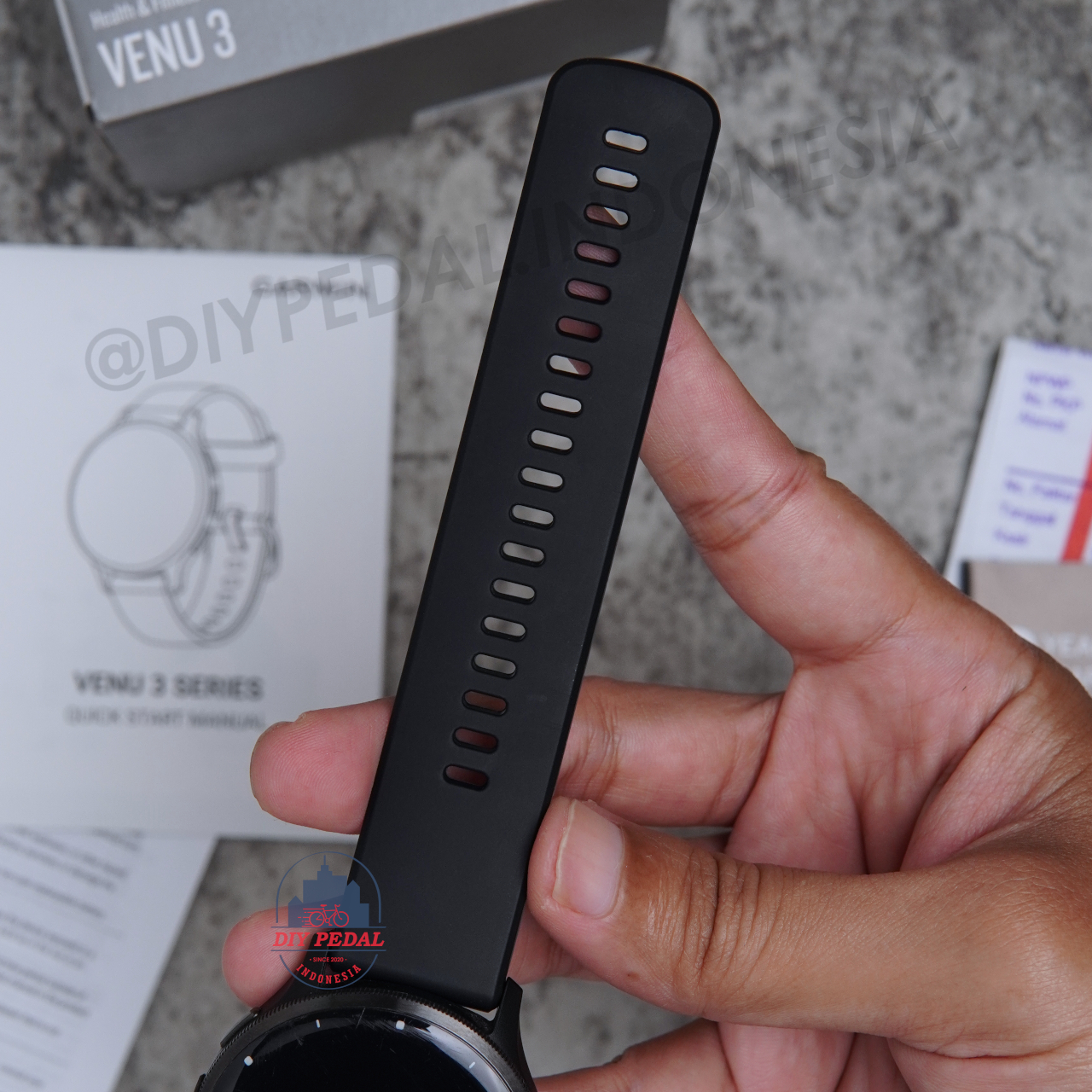 Jual Garmin Venu 3 Black, DIY Pedal Indonesia Lokasi Yogyakarta. Pusat Garmin Terbaik se Indonesia.