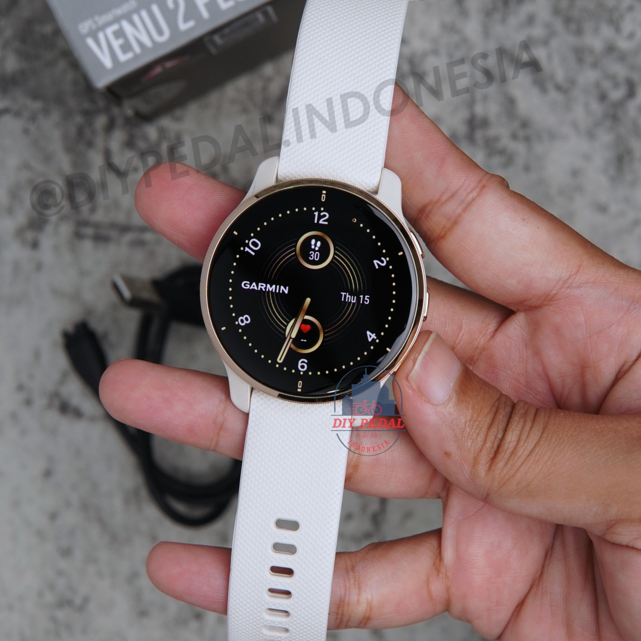Jual Garmin Venu 2 Plus Ivory Gold , DIY Pedal Indonesia Lokasi Yogyakarta. Pusat Garmin Terbaik se Indonesia.